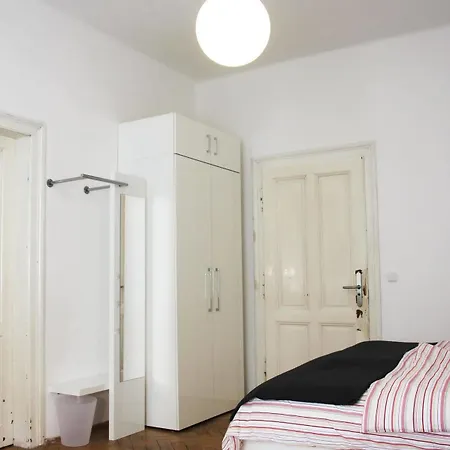 S14 & Hotel Innsbruck