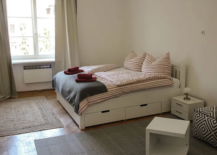 S14 & * Ίνσμπρουκ