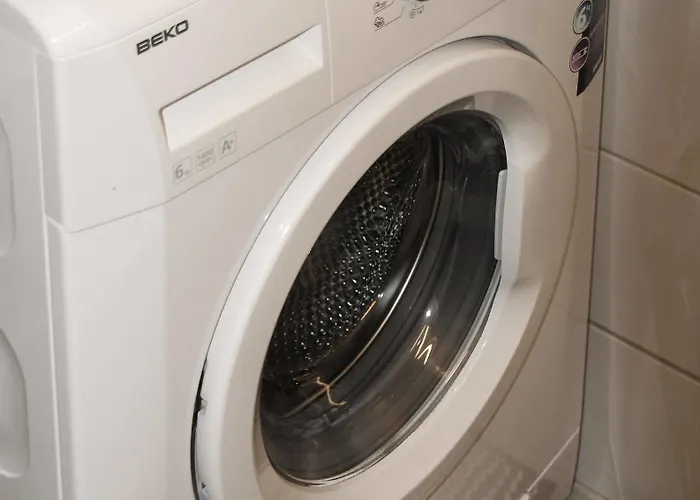 S14 & Ξενοδοχείο